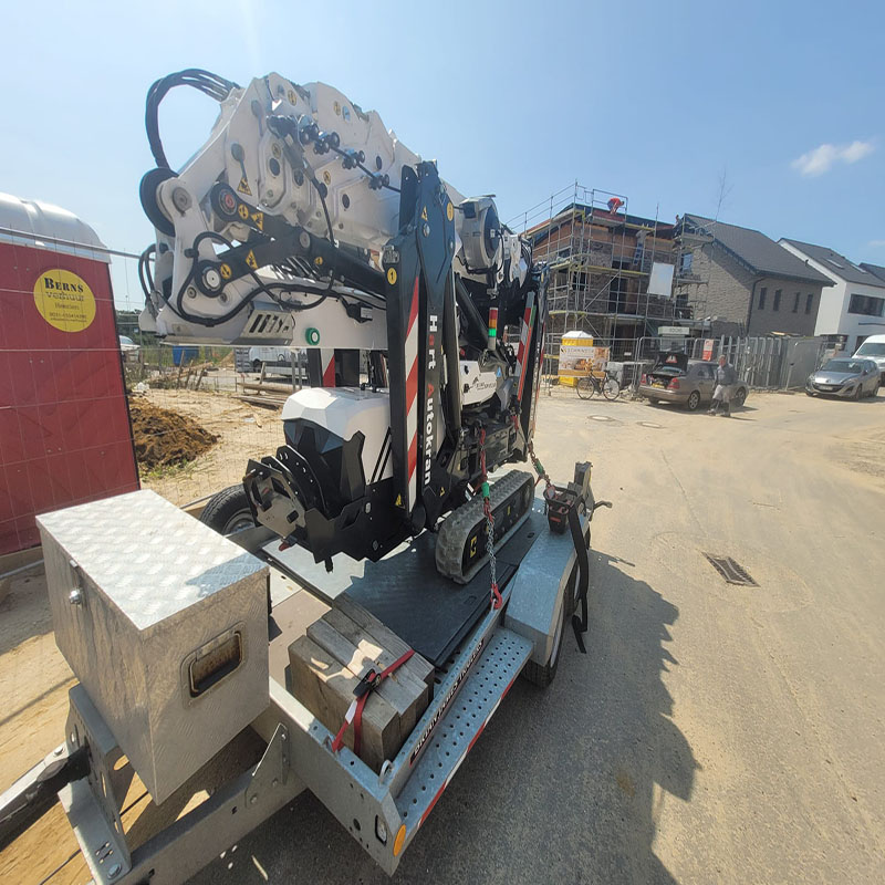 sicheres transportieren des Glassworkers zum Einsatzort