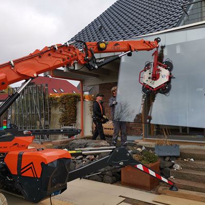 Manövrieren einer Scheibe durch den Garten